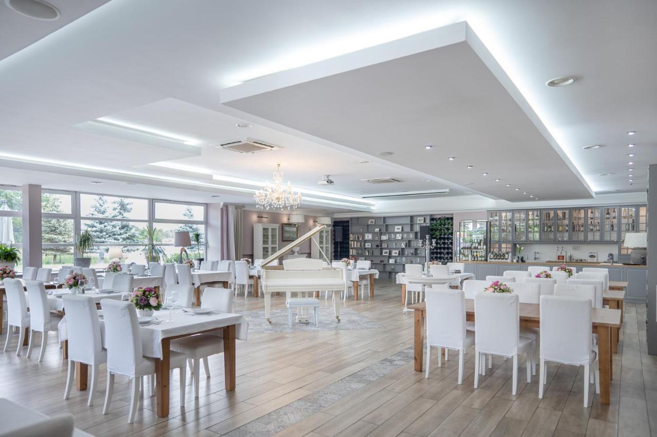 Hotel Europejski Nysa Ngoại thất bức ảnh