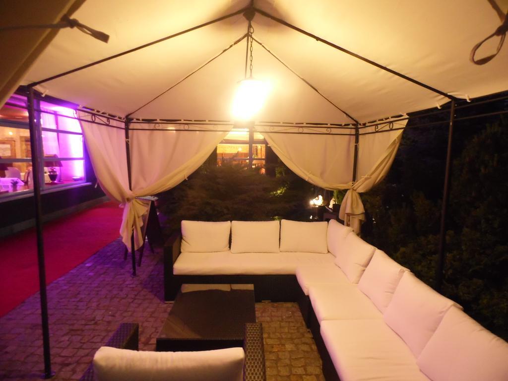 Hotel Europejski Nysa Ngoại thất bức ảnh