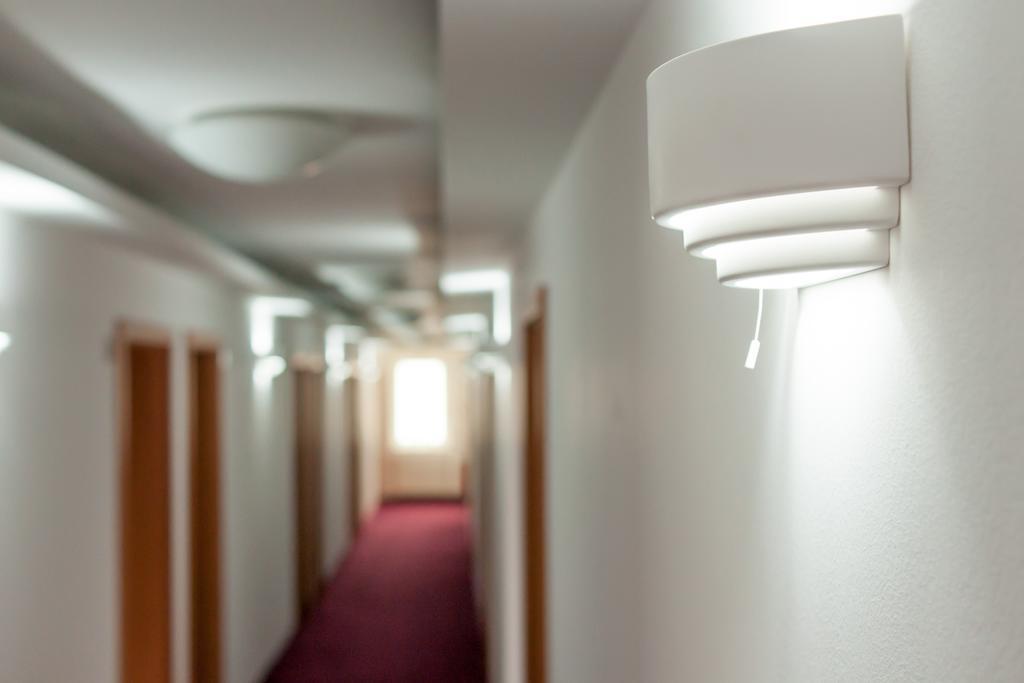 Hotel Europejski Nysa Ngoại thất bức ảnh