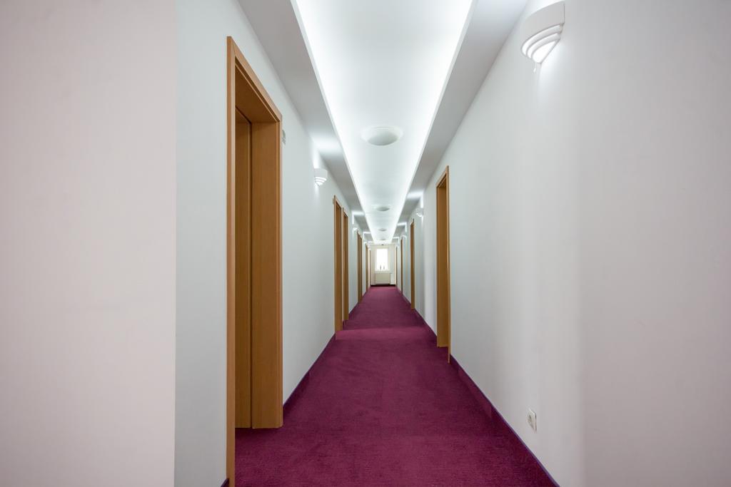 Hotel Europejski Nysa Ngoại thất bức ảnh