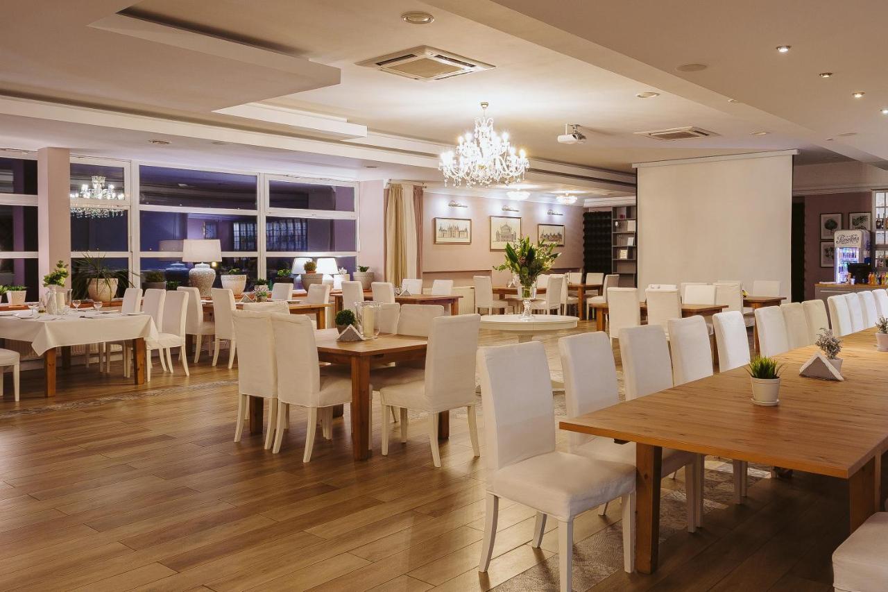 Hotel Europejski Nysa Ngoại thất bức ảnh